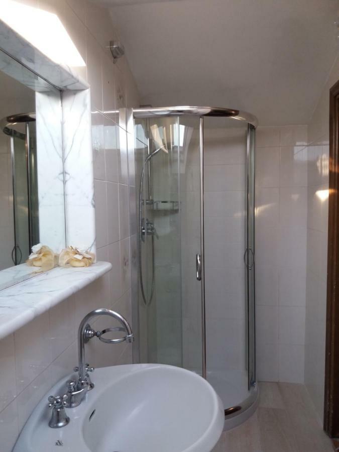 Splendida E Incantevole Casa A Due Passi Dal Mare Viareggio Bagian luar foto