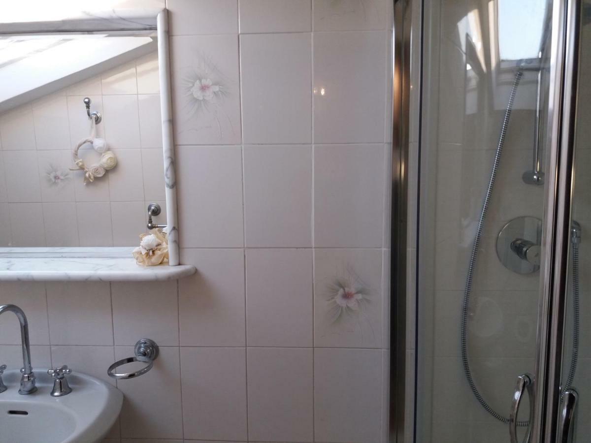 Splendida E Incantevole Casa A Due Passi Dal Mare Viareggio Bagian luar foto